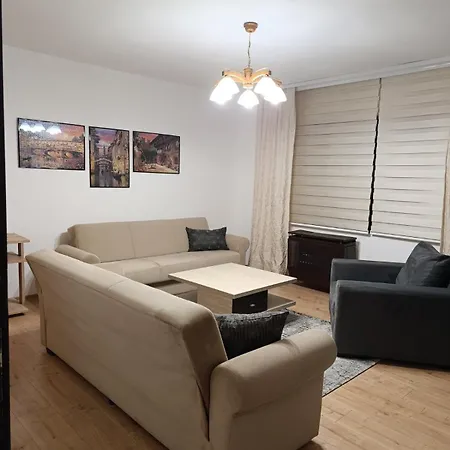 Peaceful Courtyard Sarajevo 아파트 Ivisovo Greblje