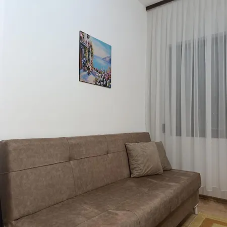 Peaceful Courtyard Sarajevo 아파트 *